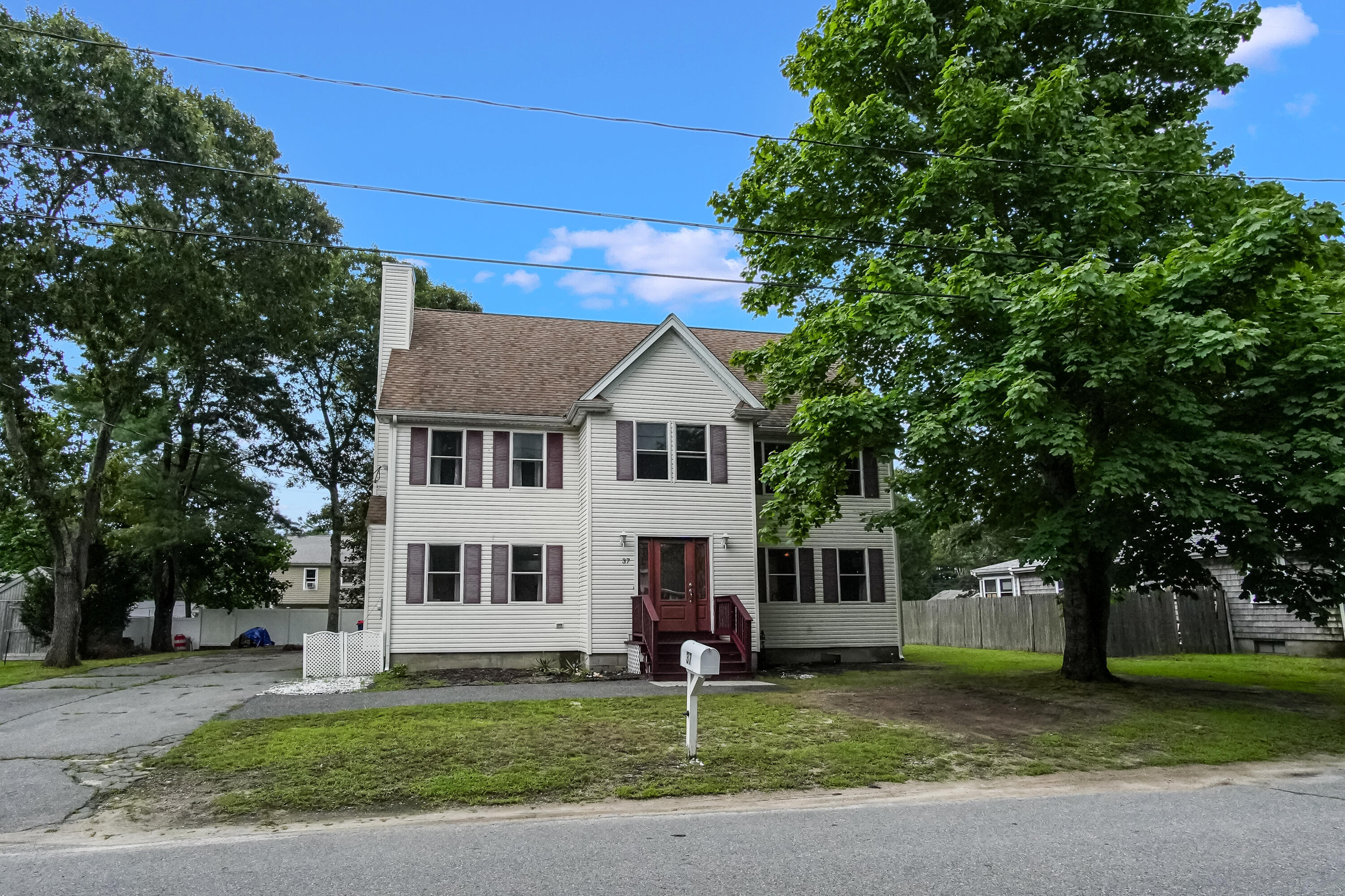 37 Wenonah Road Buzzards Bay, MA 02532 - Photo 3 of 38 37WenonahRdWarehamMA02538-053