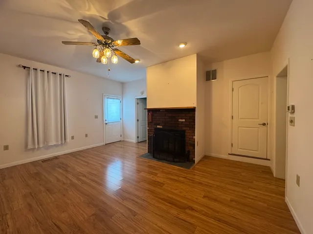 $109,900 | 602 East Webster Street, Clinton, IL 61727