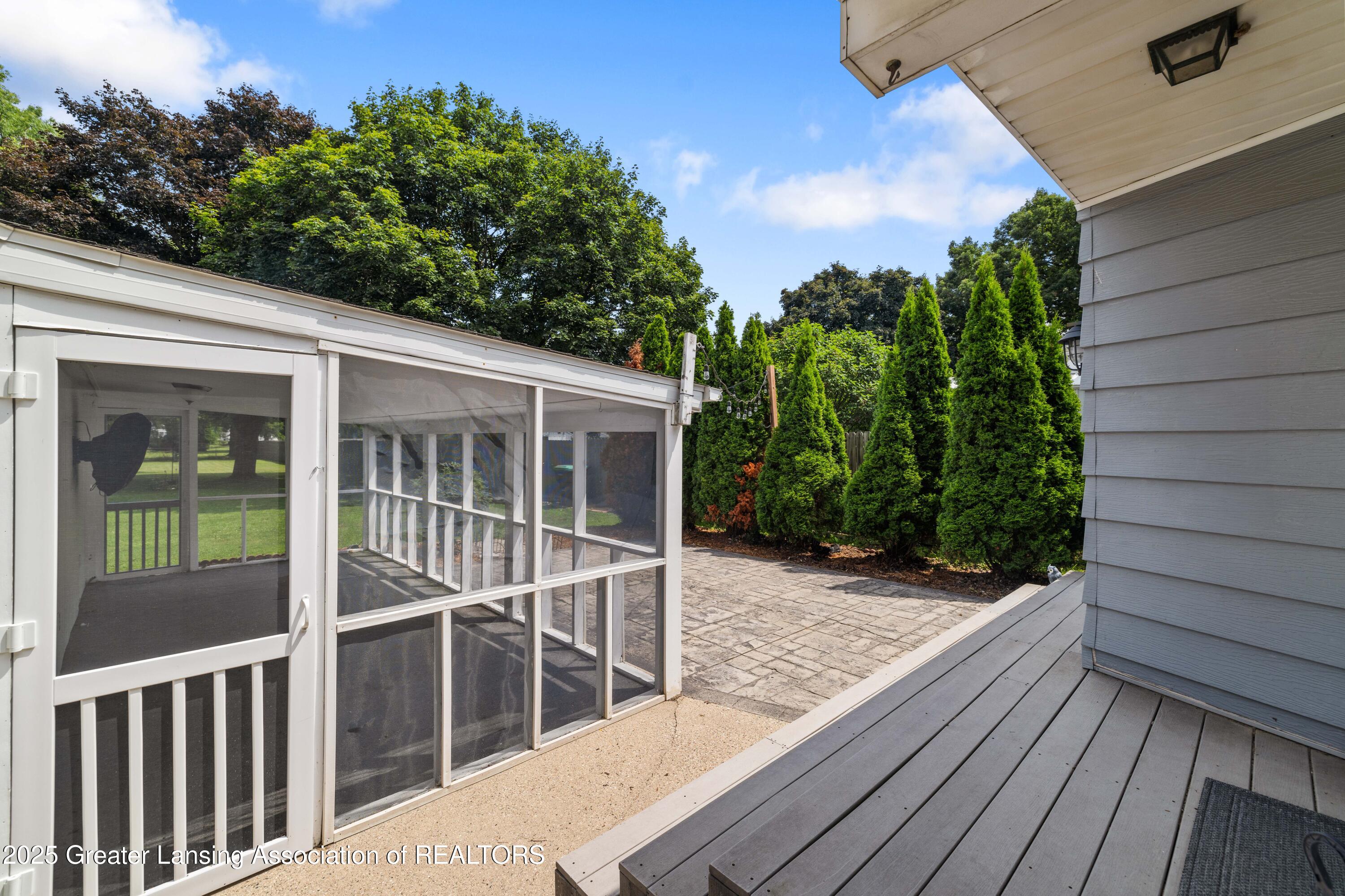 605 Clement Road Lansing, MI 48917 - Photo 32 of 51 AKP-20 (4)