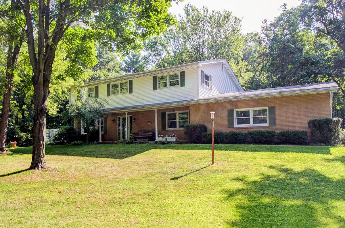 1140 Amanda Northern Road Northwest Lancaster, OH 43130 - Photo 2 of 25