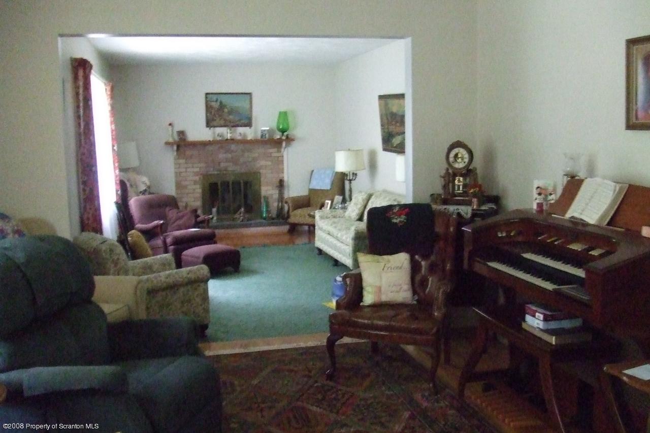126 Noble Road Clarks Summit, PA 18411 - Photo 4 of 7 Gallery Image 4