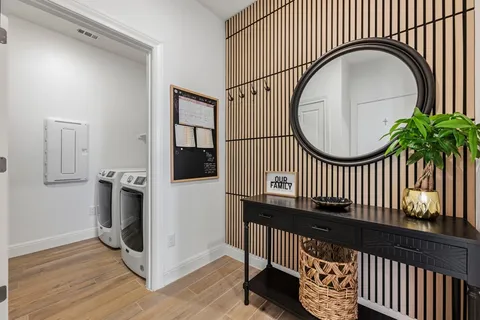 $595,000 | 6700 Cliff Rose Drive, Spicewood, TX 78669