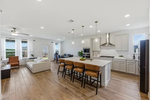 $595,000 | 6700 Cliff Rose Drive, Spicewood, TX 78669
