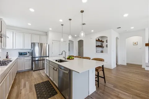 $595,000 | 6700 Cliff Rose Drive, Spicewood, TX 78669