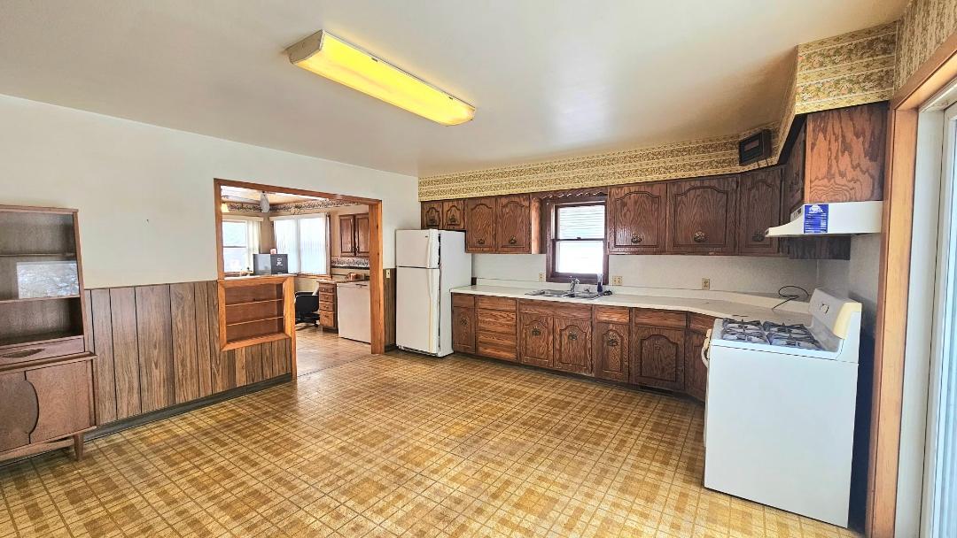 52503 150th Street Donnelly, MN 56235 - Photo 10 of 53