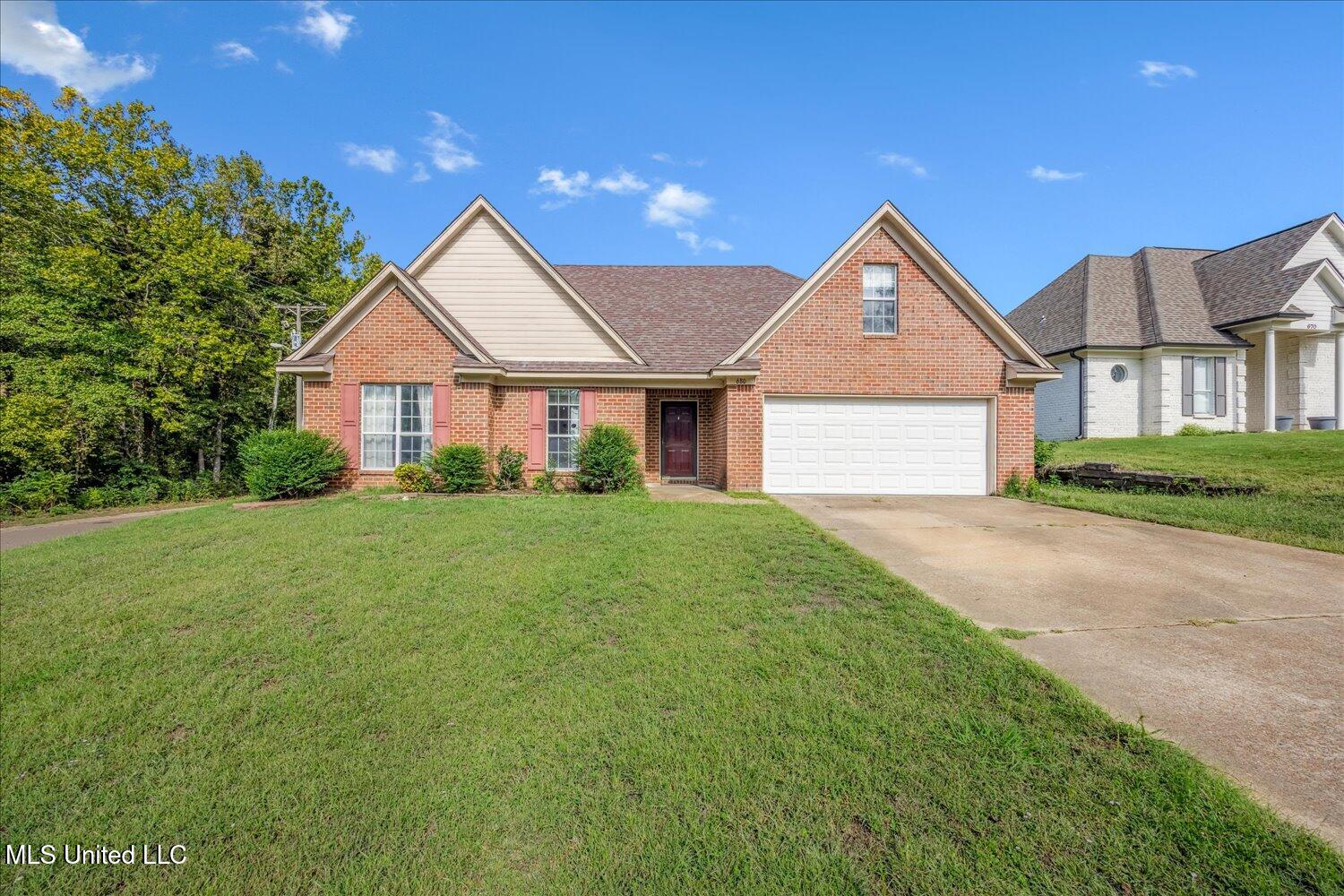 680 Timber Cove Hernando, MS 38632 - Photo 2 of 26 02-01-2576285sj-680 Timber Cove