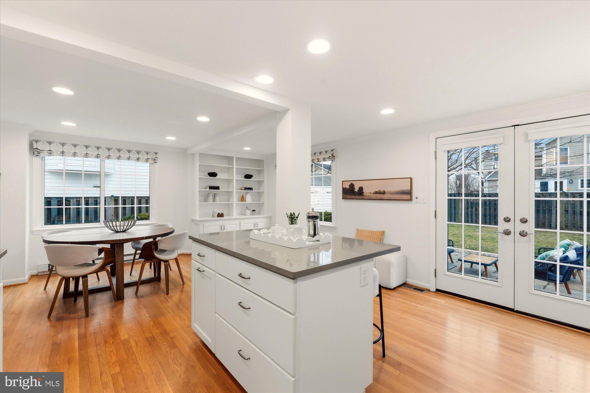2700 Cameron Mills Road Alexandria, VA 22302 - Photo 11 of 43 Gallery Image 11