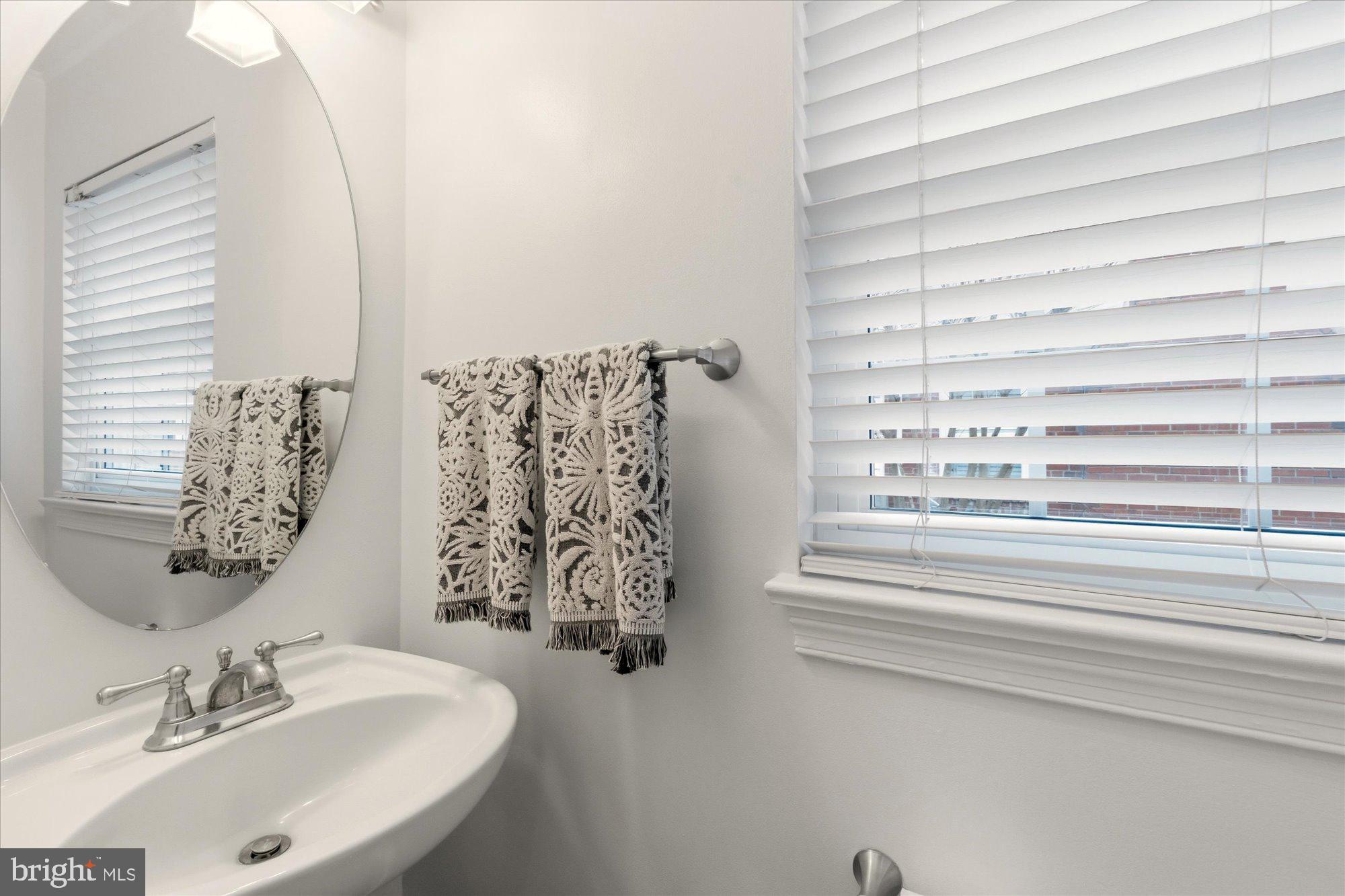 2700 Cameron Mills Road Alexandria, VA 22302 - Photo 19 of 43 Gallery Image 19