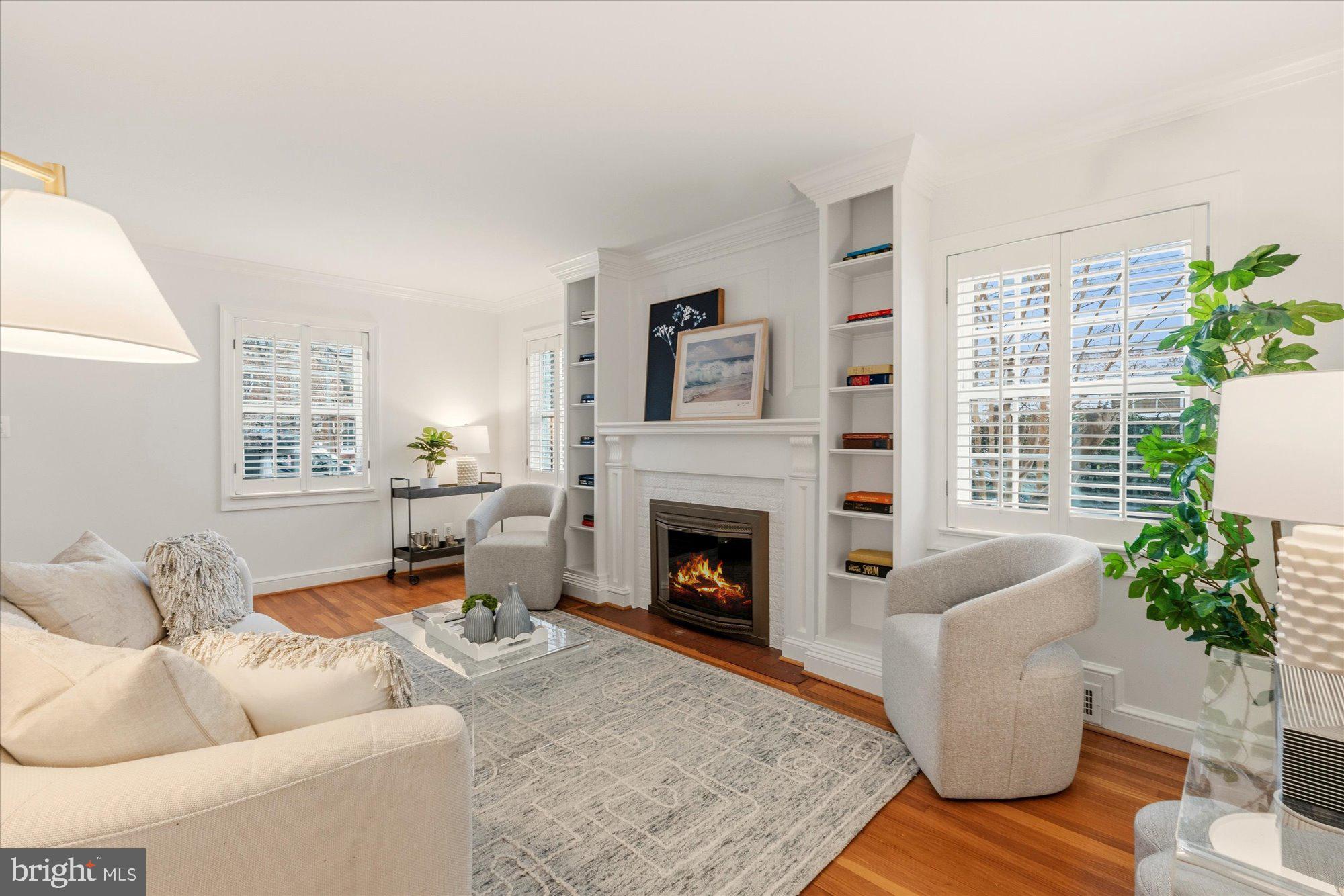 2700 Cameron Mills Road Alexandria, VA 22302 - Photo 3 of 43 Gallery Image 3