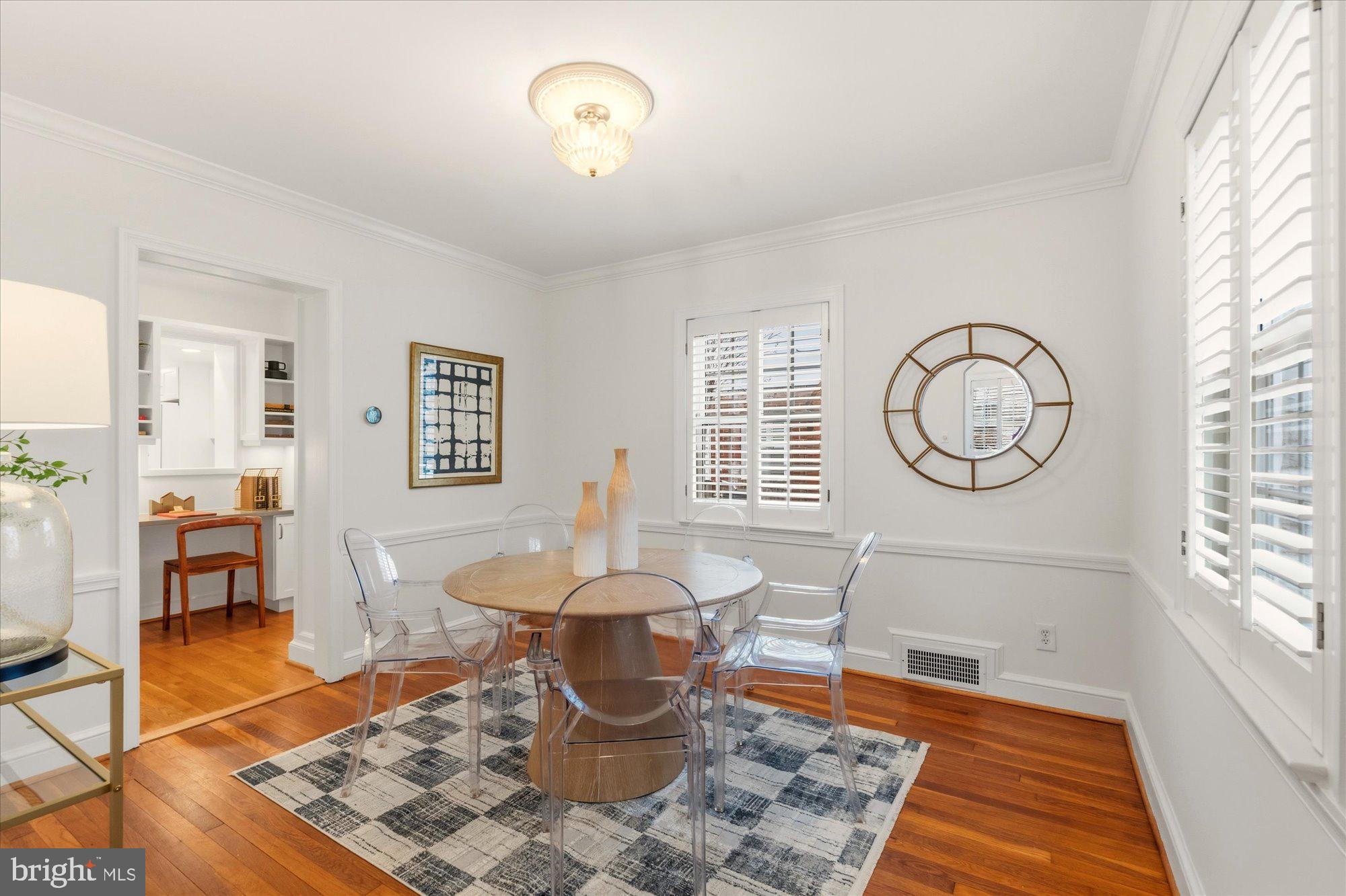 2700 Cameron Mills Road Alexandria, VA 22302 - Photo 8 of 43 Gallery Image 8