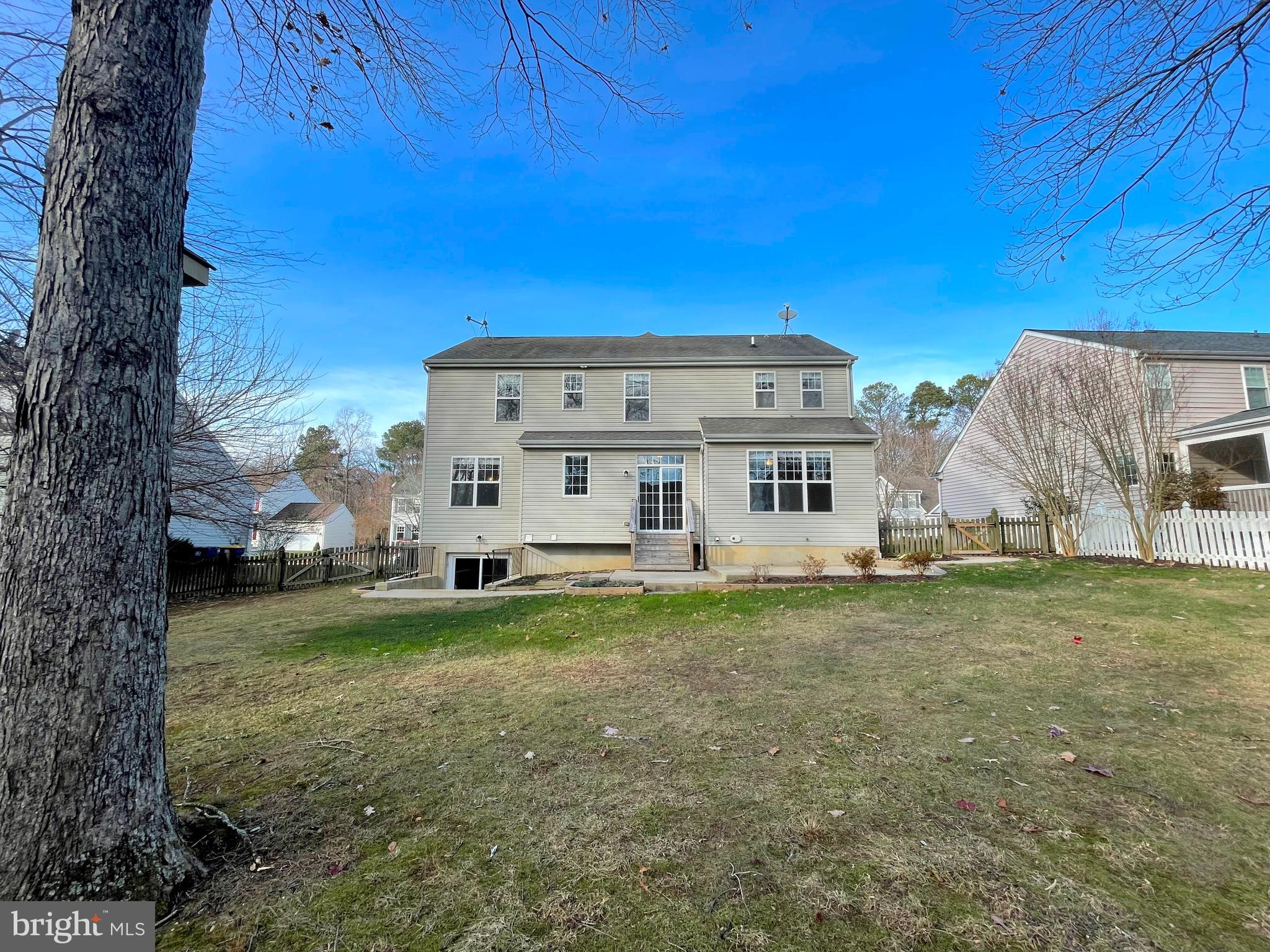 41555 Singletree Drive Leonardtown, MD 20650 - Photo 33 of 35 Rear of home