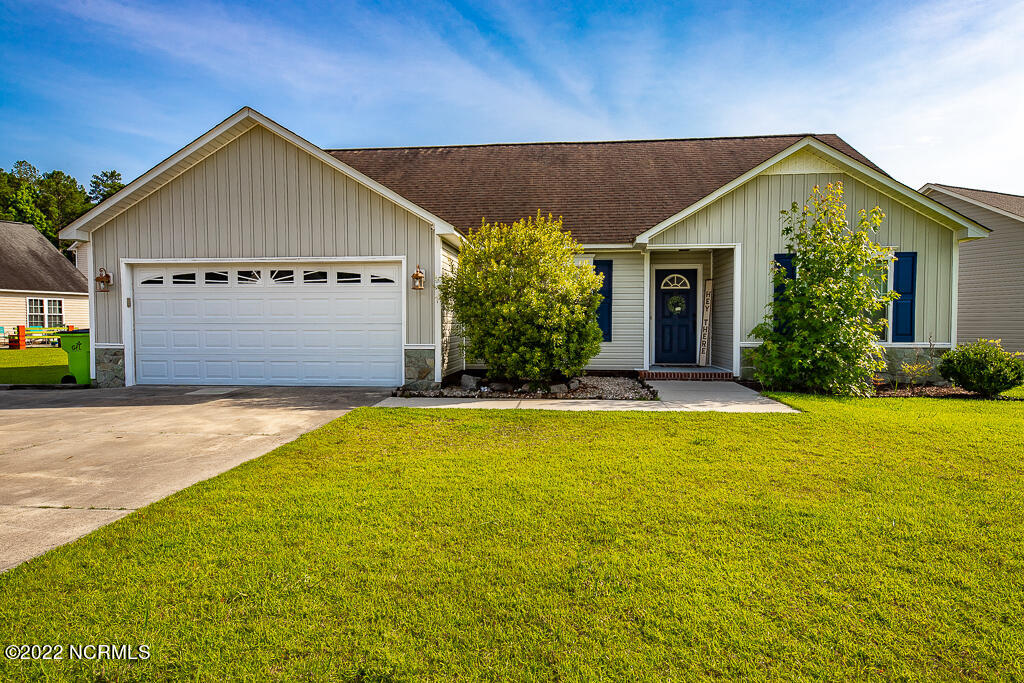 215 Station House Road New Bern, NC 28562 - Photo 1 of 17 IMG_6319