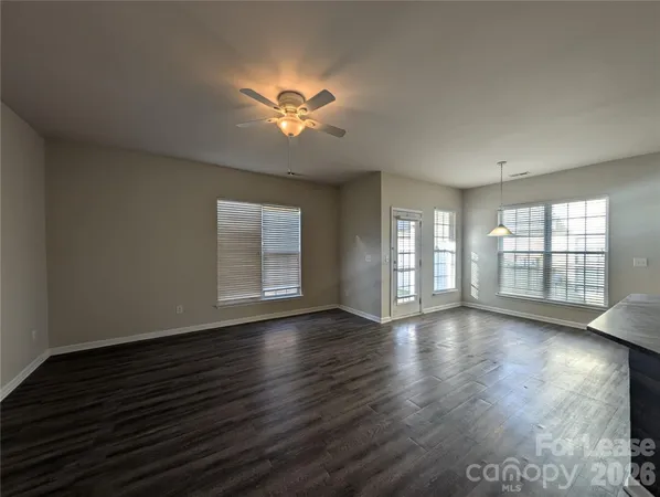 $1,900 | 184 Gresham Lane, Mooresville, NC 28117