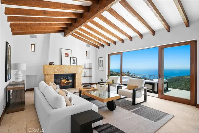 $6,195,000 | 2516 Temple Hills Drive, Laguna Beach, CA 92651