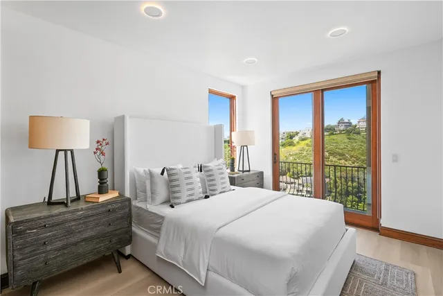 $6,195,000 | 2516 Temple Hills Drive, Laguna Beach, CA 92651