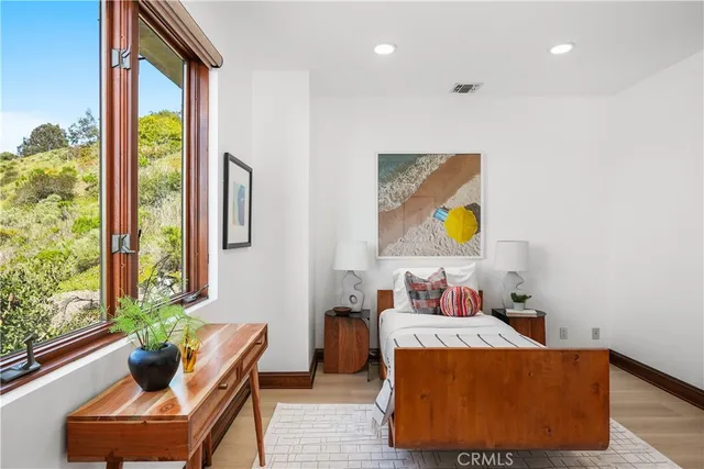 $6,195,000 | 2516 Temple Hills Drive, Laguna Beach, CA 92651
