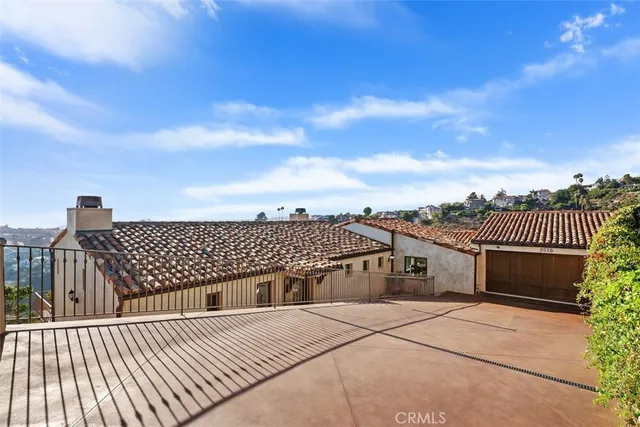 $6,195,000 | 2516 Temple Hills Drive, Laguna Beach, CA 92651