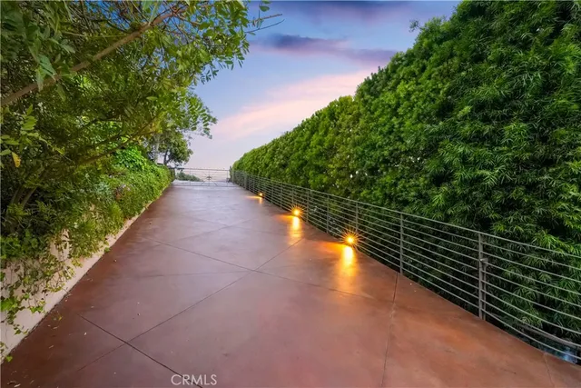 $6,195,000 | 2516 Temple Hills Drive, Laguna Beach, CA 92651