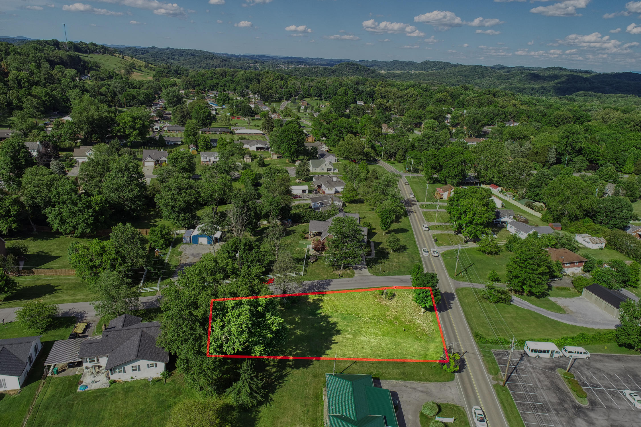 228 Colonial Heights Road, Unit 2 Kingsport, TN 37663 - Photo 6 of 15 Givens. 228 Colonial. Kpt MLSa (9 of 16