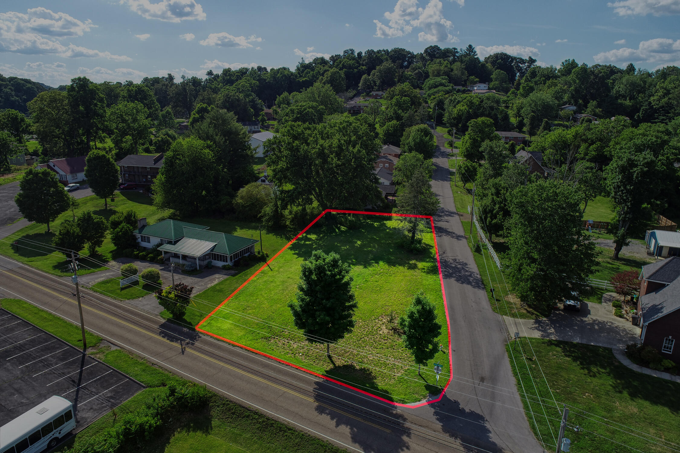 228 Colonial Heights Road, Unit 2 Kingsport, TN 37663 - Photo 10 of 15 Givens. 228 Colonial. Kpt MLSa (15 of 1