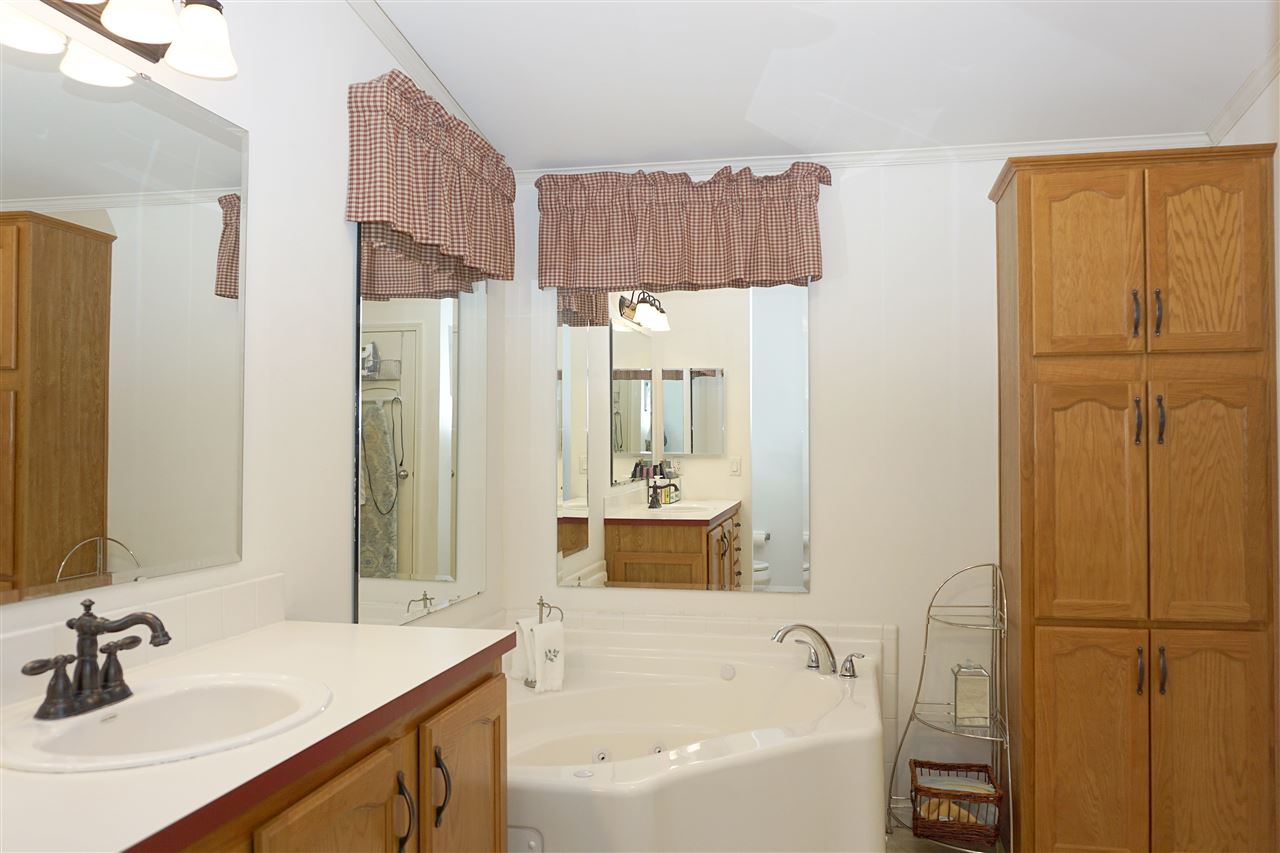 36 Kinsale Drive Rochester, NH 03868 - Photo 9 of 17 Gallery Image 9