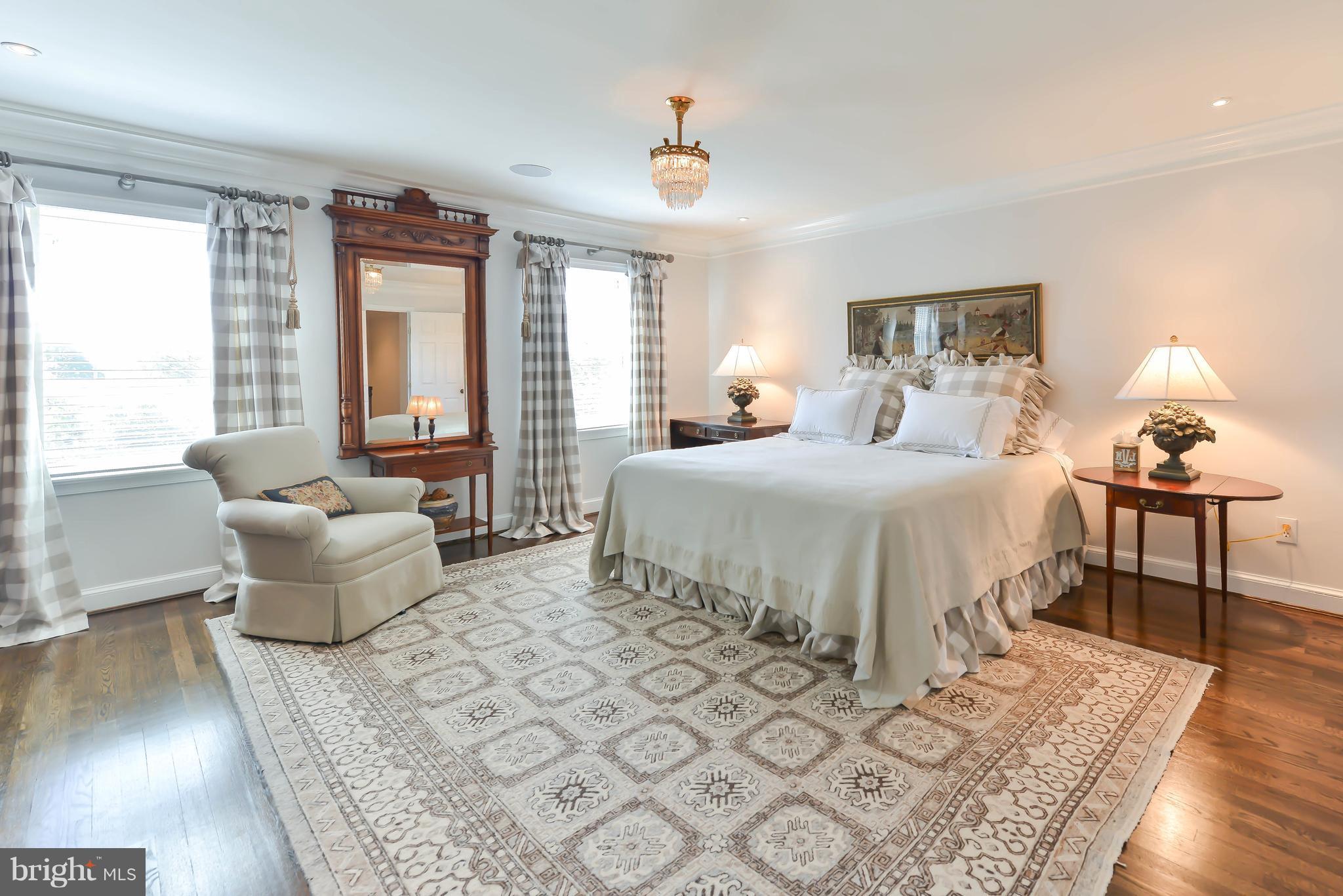 4220 River Road Northwest Washington, DC 20016 - Photo 20 of 30 Bedroom (Master)