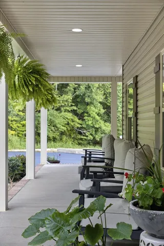 $1,175,000 | 1250 Ed Seay Gregory Lane, Hartsville, TN 37074