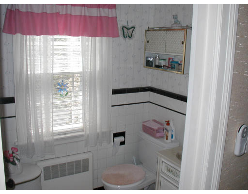 4 Anis Road Belmont, MA 02478 - Photo 18 of 26 Gallery Image 18