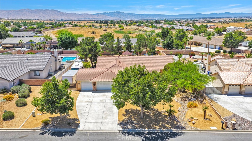 19581 Powhatan Road Apple Valley, CA 92308 - Photo 73 of 80