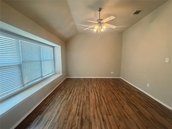 $2,300 | 9909 Half Moon Drive, McKinney, TX 75072