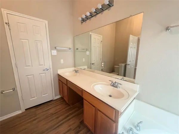 $2,300 | 9909 Half Moon Drive, McKinney, TX 75072