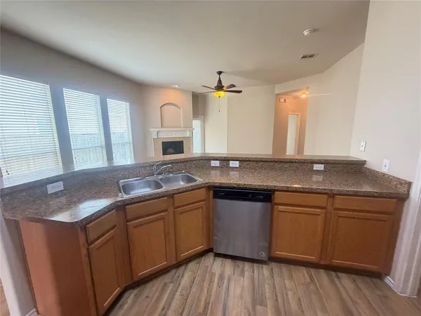 $2,300 | 9909 Half Moon Drive, McKinney, TX 75072