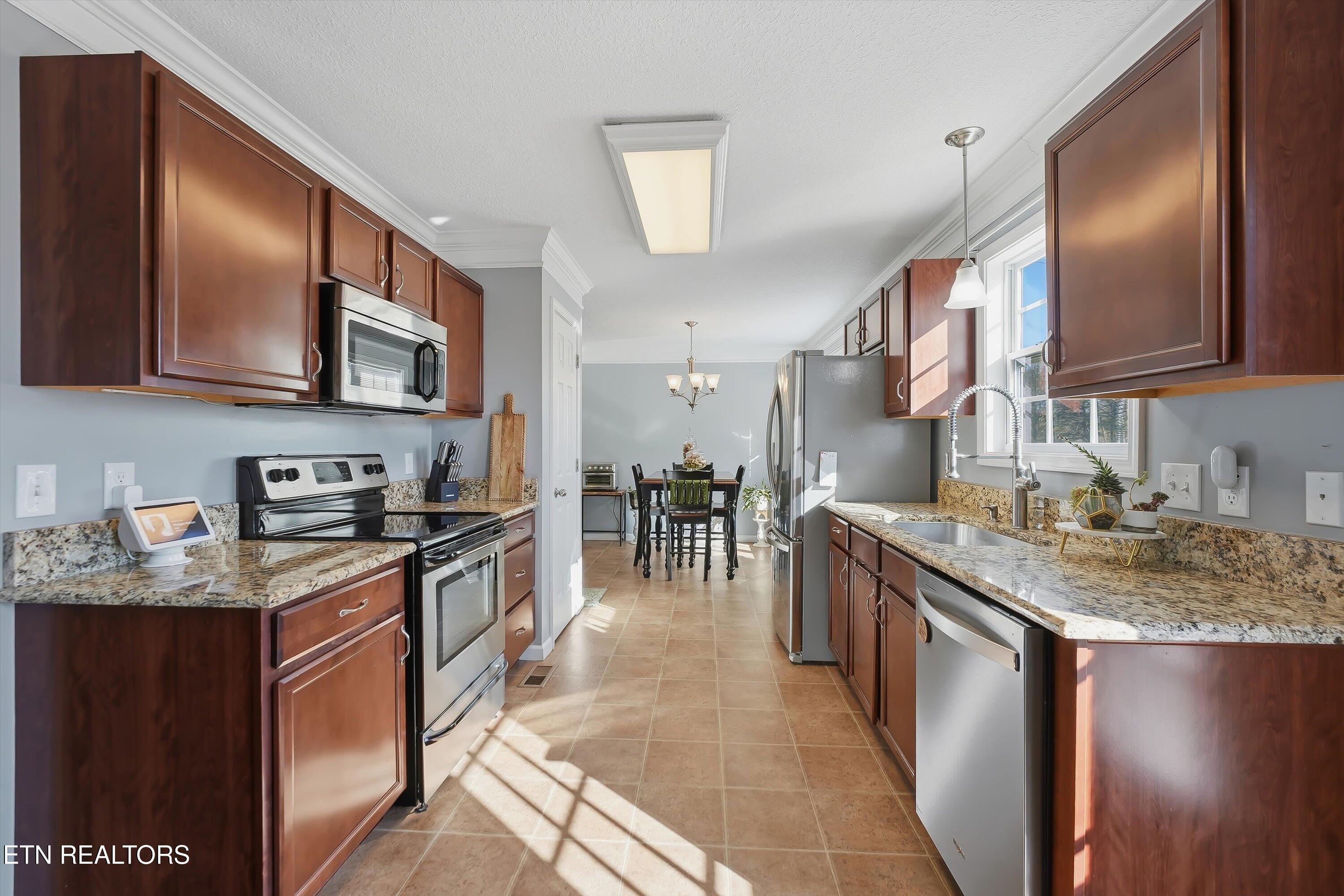 8508 Bowsong Lane Powell, TN 37849 - Photo 6 of 28 Kitchen