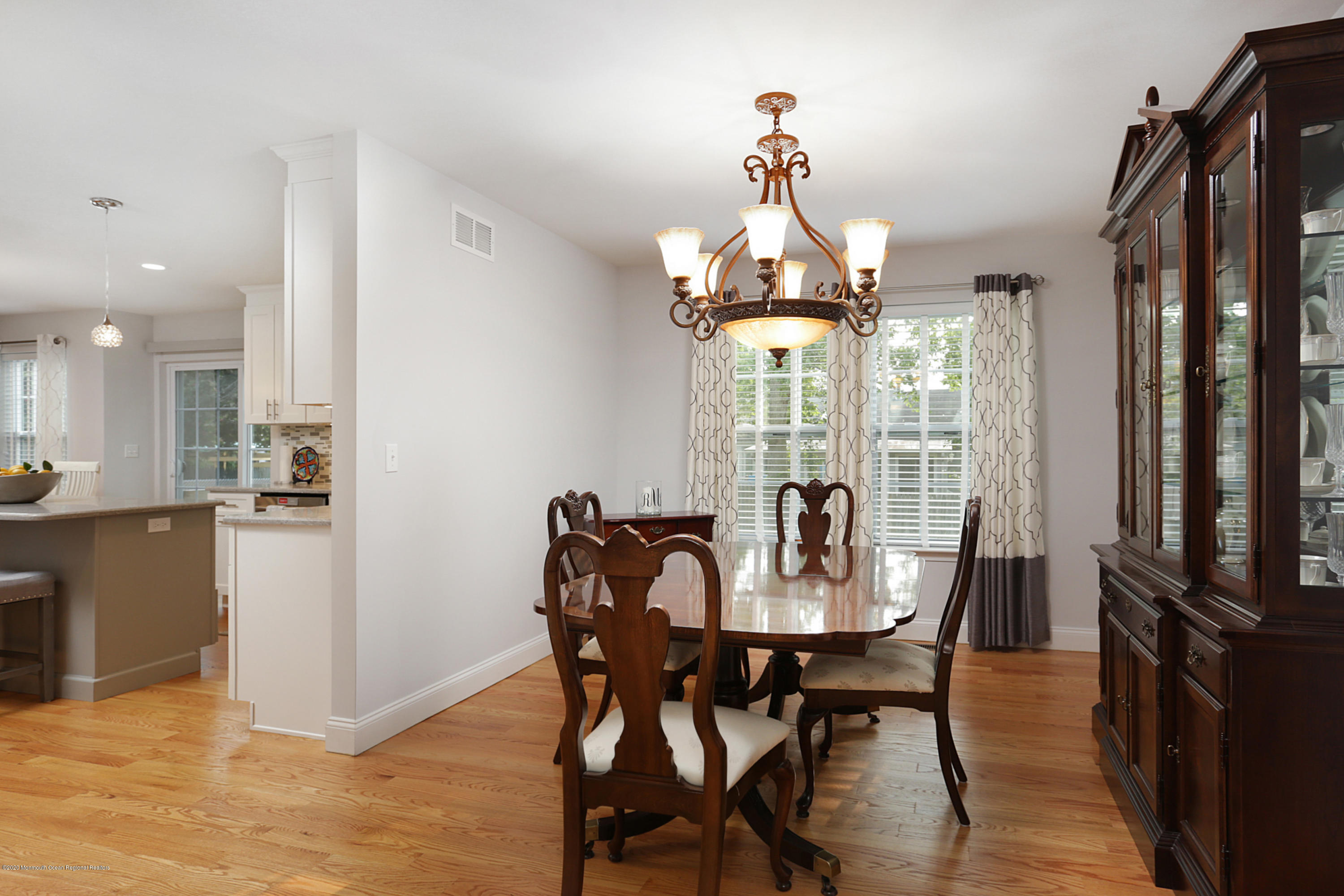 283 Sextant Road Manahawkin, NJ 08050 - Photo 10 of 32 IMG_5550