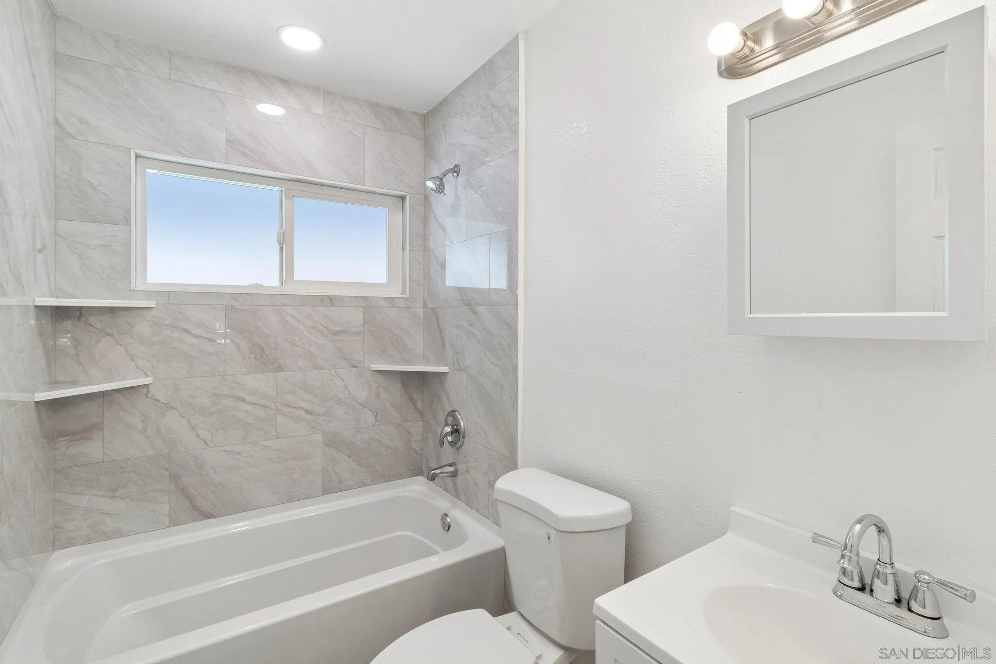 8719 Carribean Way Santee, CA 92071 - Photo 18 of 55