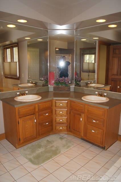 1609 Farnsworth Road Lapeer, MI 48446 - Photo 26 of 39