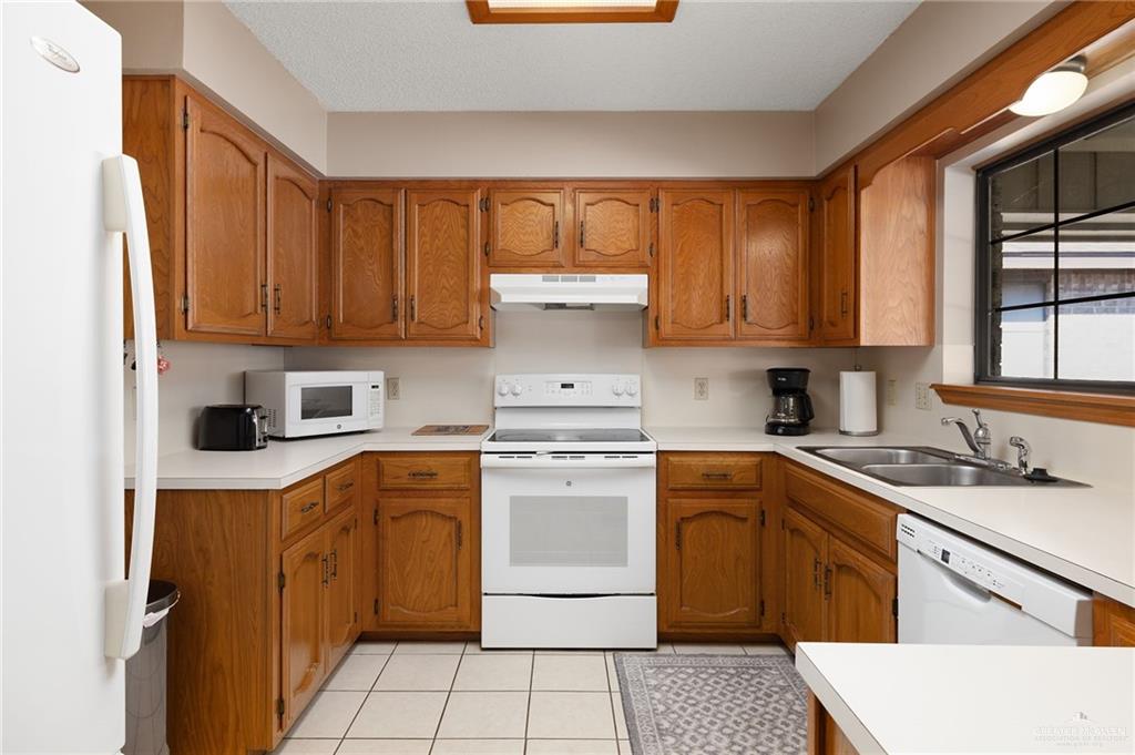 1810 Tyler Street Mission, TX 78572 - Photo 7 of 15