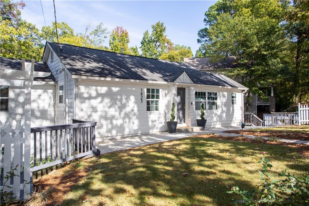 1823 Defoor Avenue Northwest Atlanta, GA 30318 - Photo 3 of 34