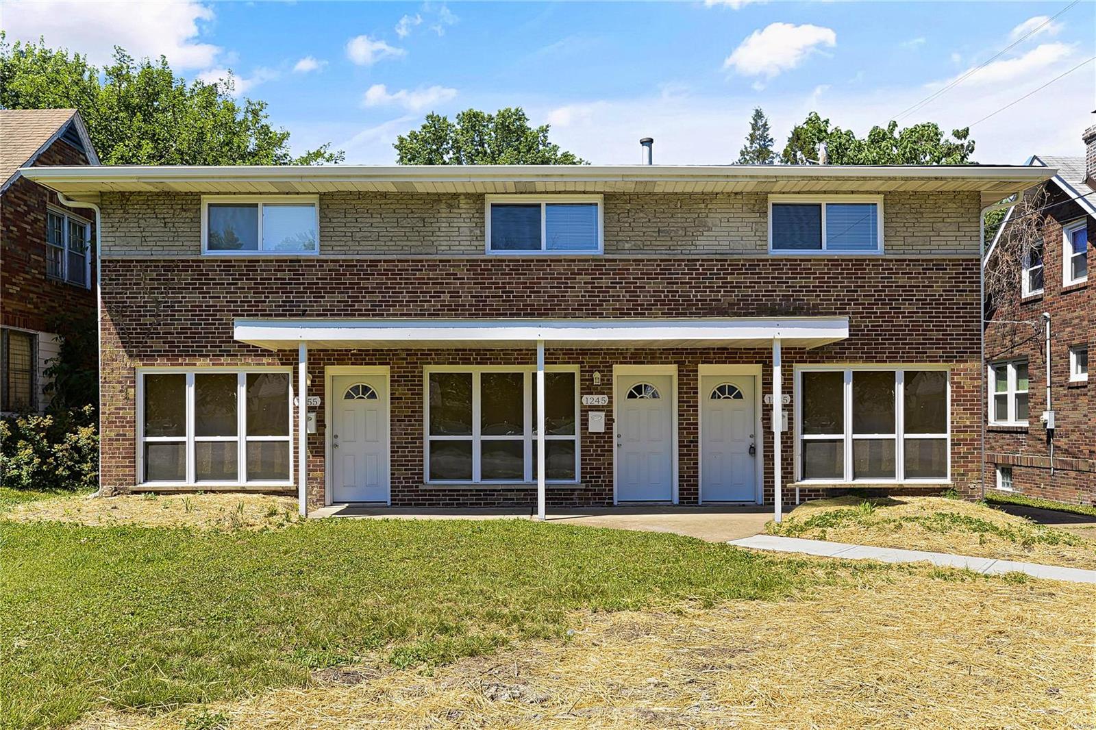 1235 South New Florissant Road Florissant, MO 63031 - Photo 1 of 16