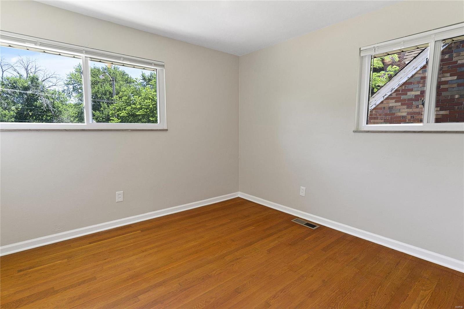 1235 South New Florissant Road Florissant, MO 63031 - Photo 15 of 16