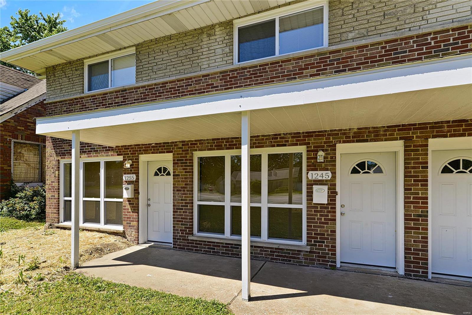 1235 South New Florissant Road Florissant, MO 63031 - Photo 3 of 16
