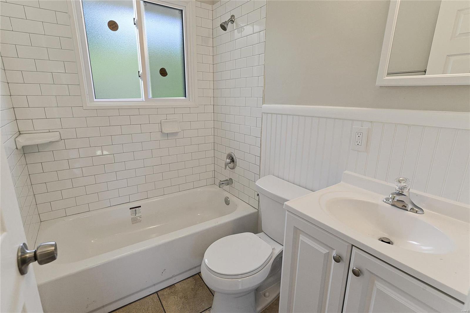 1235 South New Florissant Road Florissant, MO 63031 - Photo 10 of 16