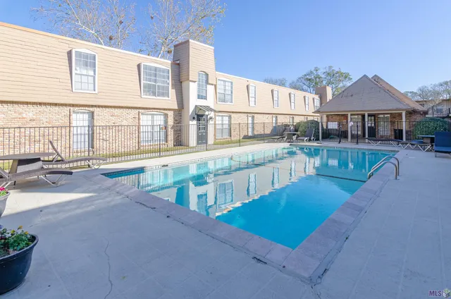 $110,000 | 2100 College Drive, Unit 98, Baton Rouge, LA 70808