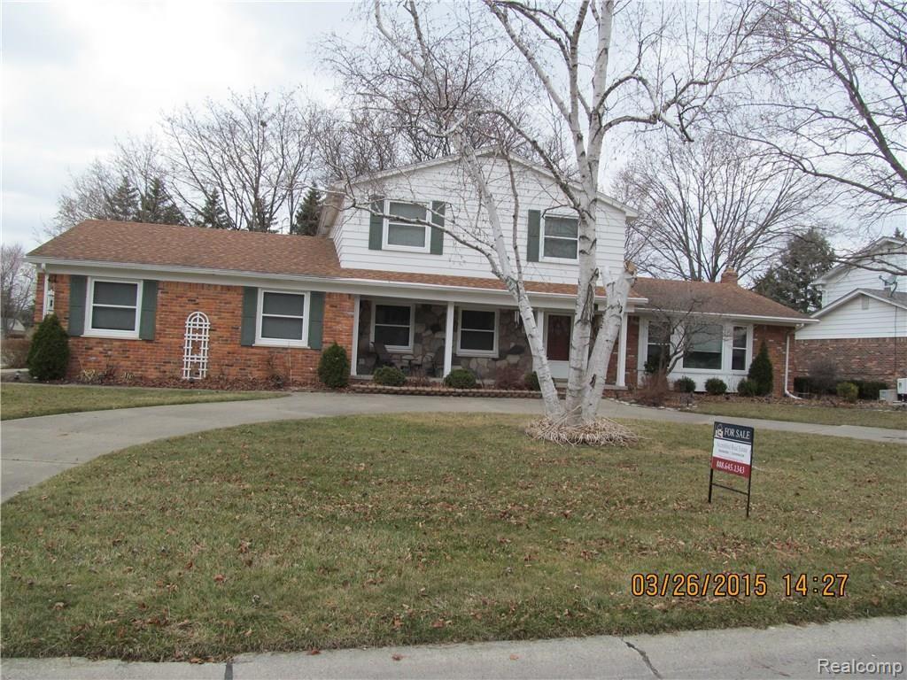 25601 Branchaster Road Farmington Hills, MI 48336 - Photo 1 of 23
