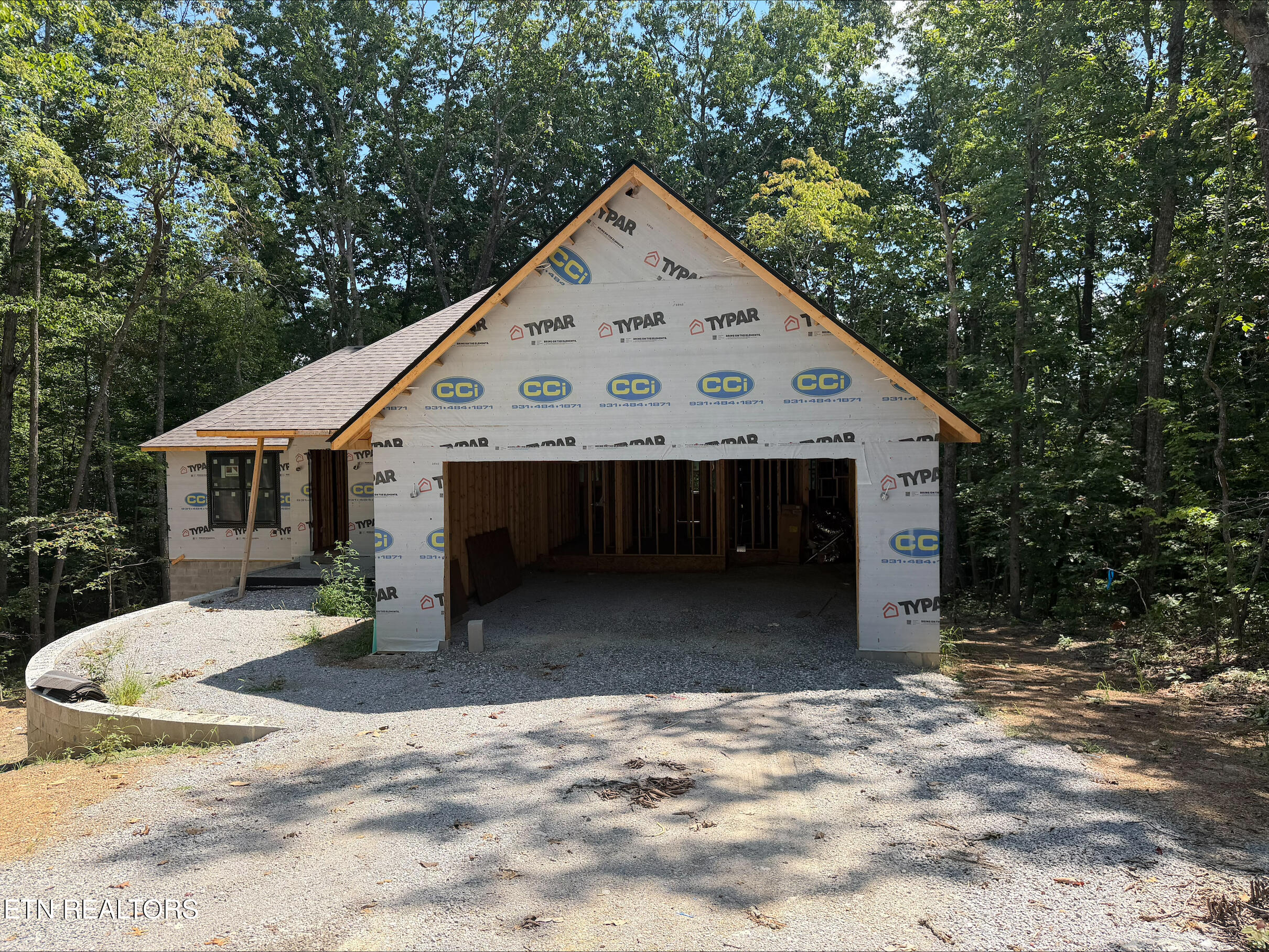 129 Folkstone Road Fairfield Glade, TN 38558 - Photo 2 of 6 processed-79772B68-511B-4973-A55C-3FD350