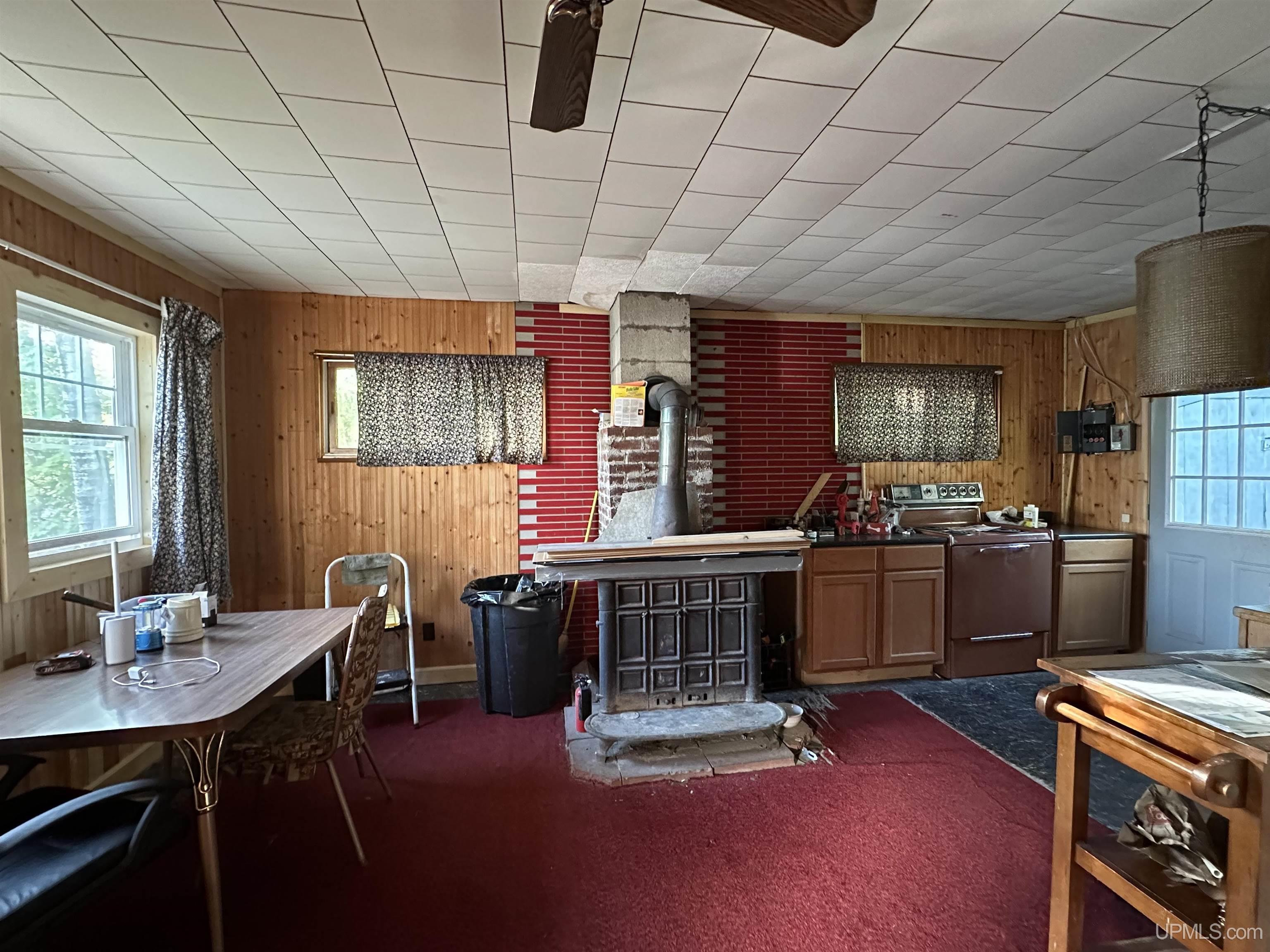 4050 Shea Road Hurley, WI 54534 - Photo 7 of 46