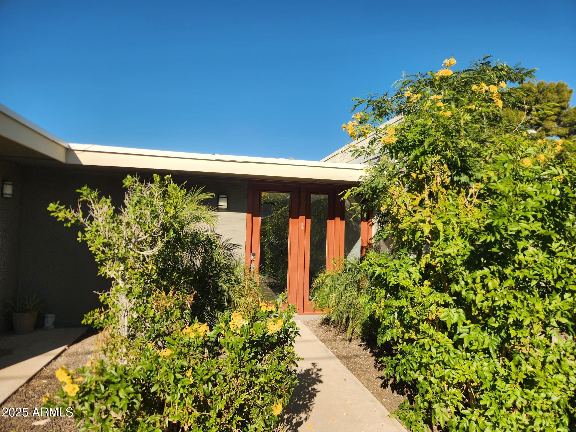 4419 North 27th Street, Unit 2 Phoenix, AZ 85016 - Photo 2 of 38 Front of condo