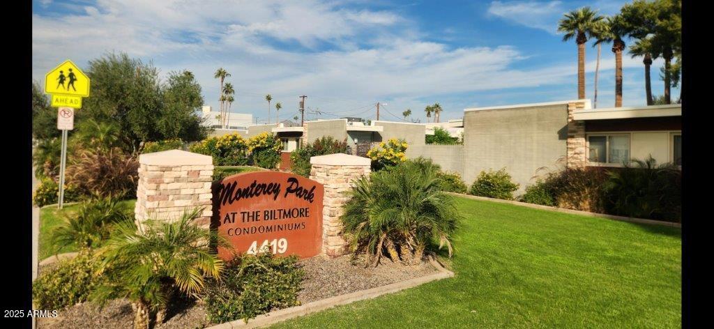 4419 North 27th Street, Unit 2 Phoenix, AZ 85016 - Photo 31 of 38 Front of community