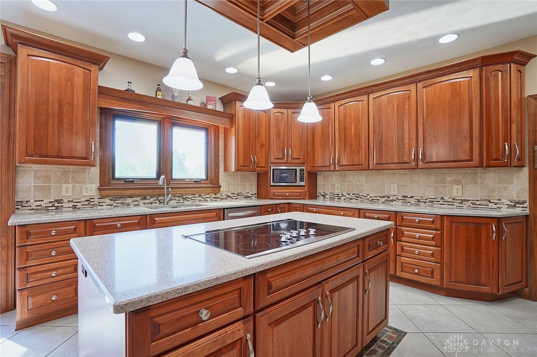 2284 Briggs Road Centerville, OH 45459 - Photo 48 of 93