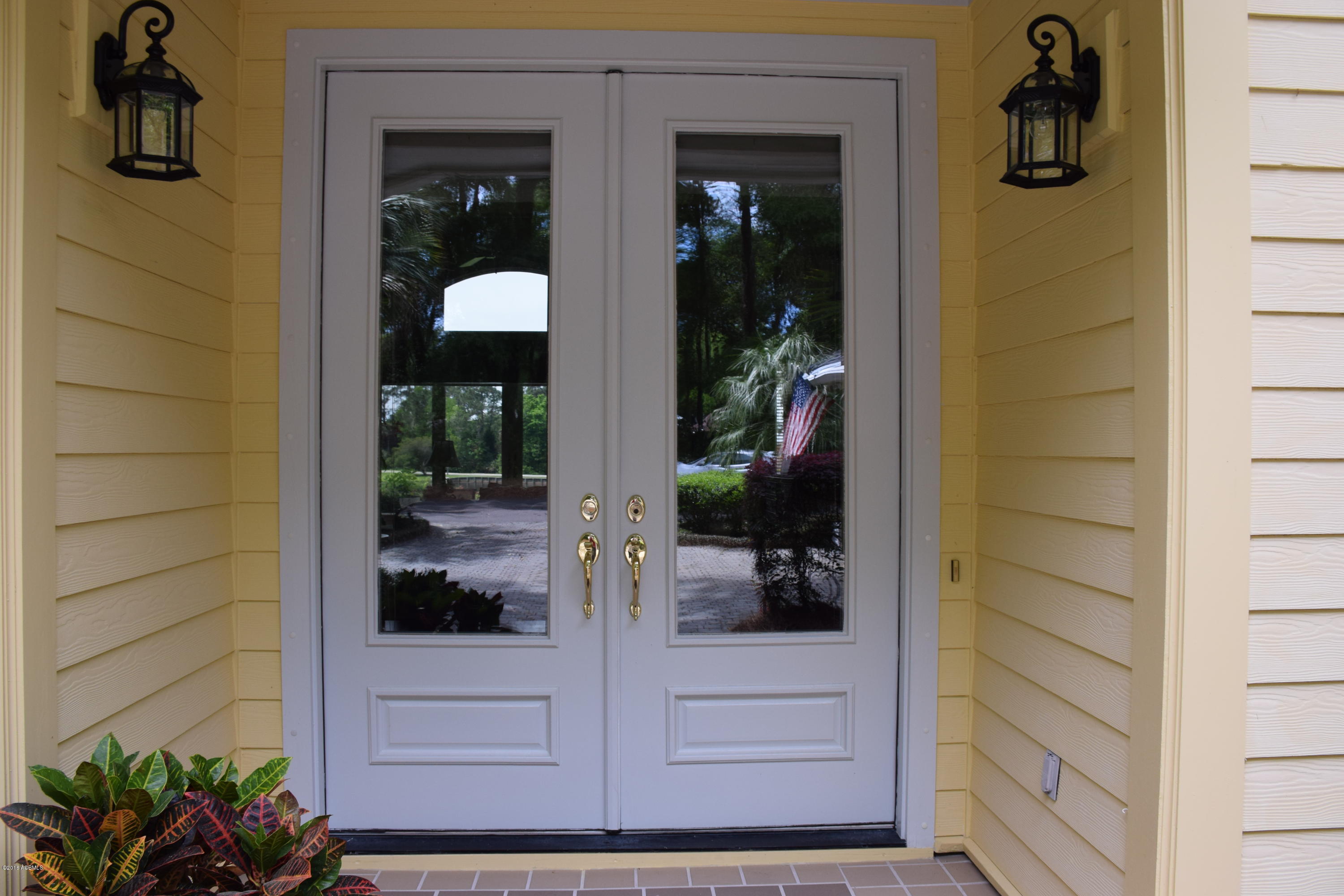 50 South Boone Road St. Helena Island, SC 29920 - Photo 19 of 41 DSC_0011
